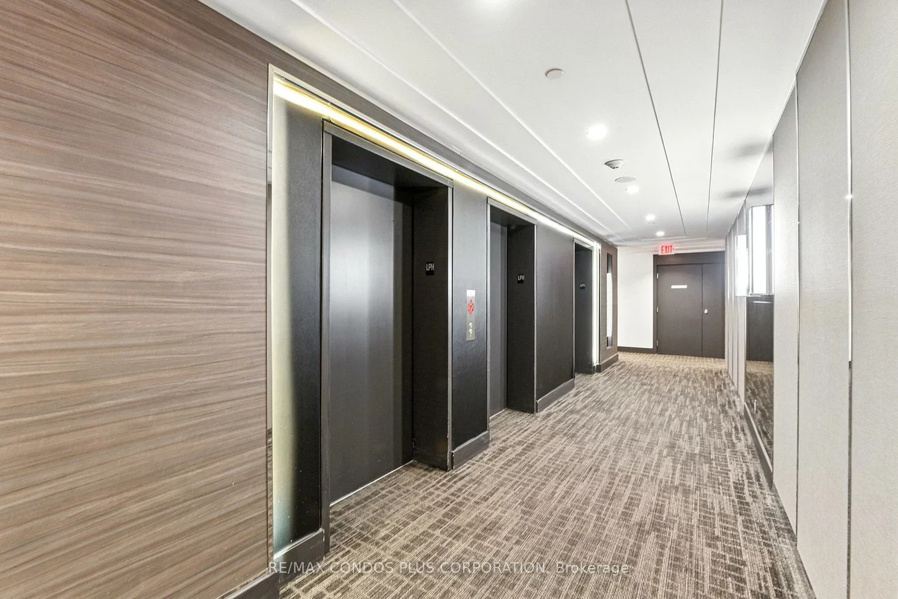 9471, Yonge, Observatory, Richmond Hill