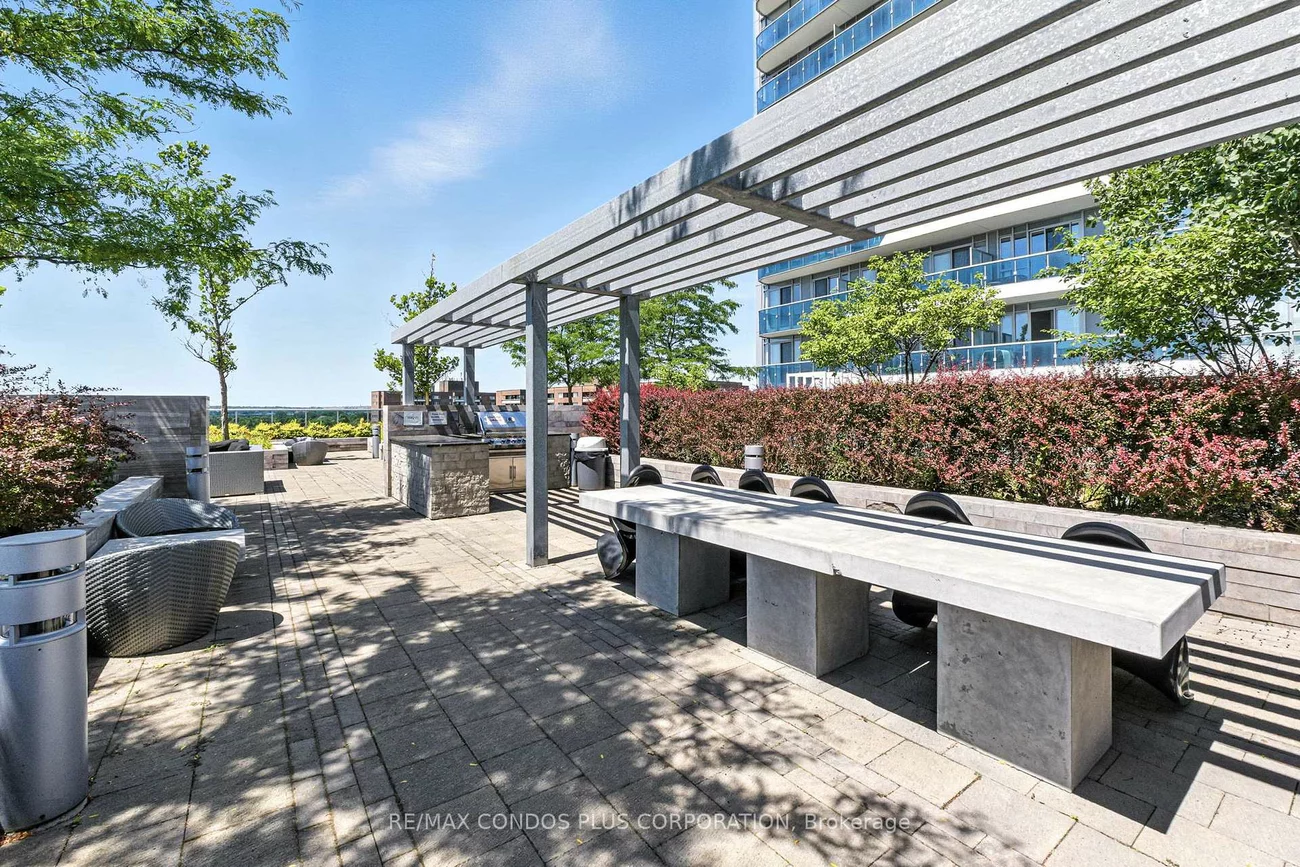 9471, Yonge, Observatory, Richmond Hill