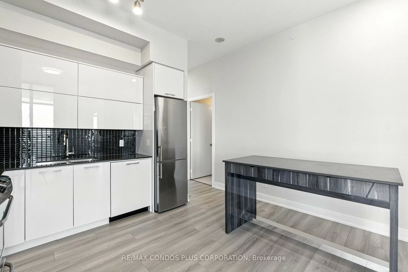 9471, Yonge, Observatory, Richmond Hill