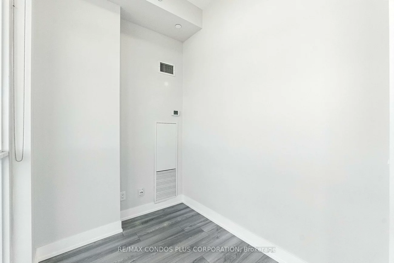 9471, Yonge, Observatory, Richmond Hill