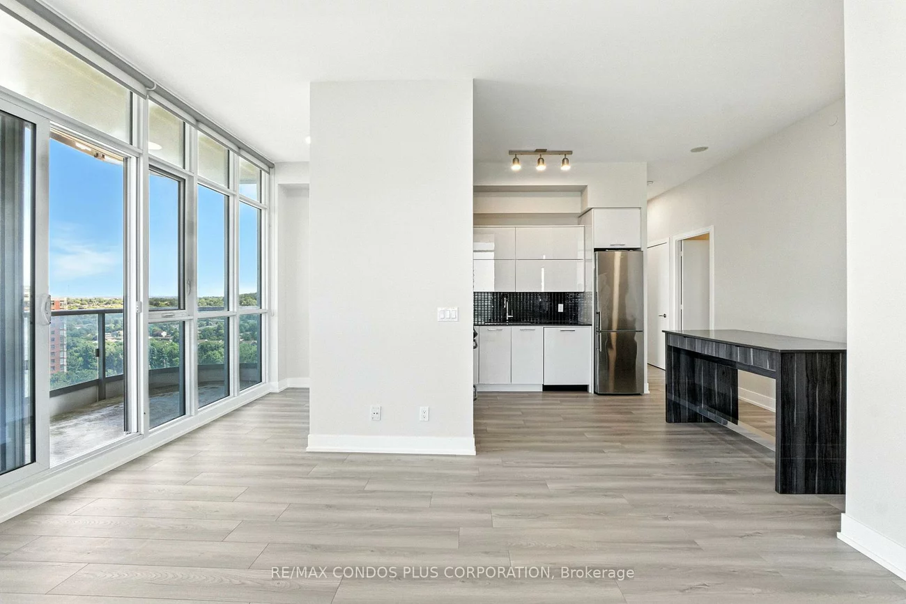 9471, Yonge, Observatory, Richmond Hill