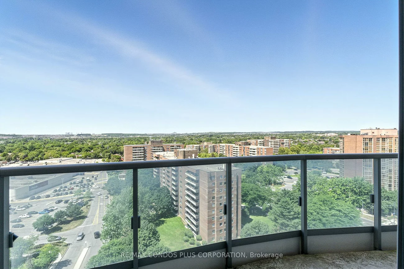 9471, Yonge, Observatory, Richmond Hill