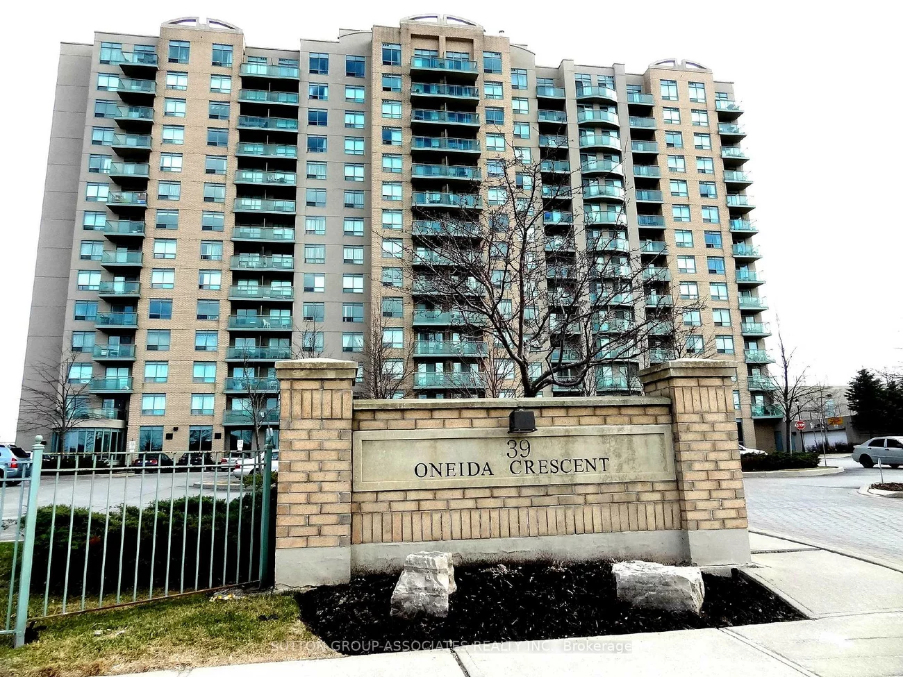 39, Oneida, Langstaff, Richmond Hill