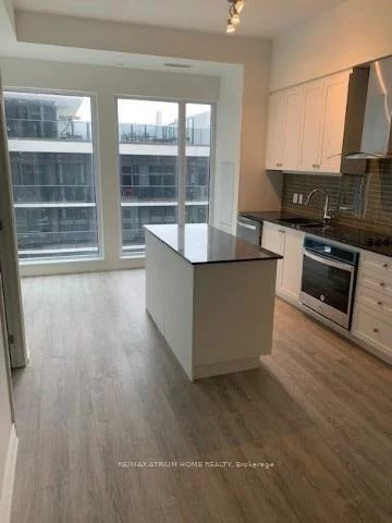 9618, Yonge, North Richvale, Richmond Hill