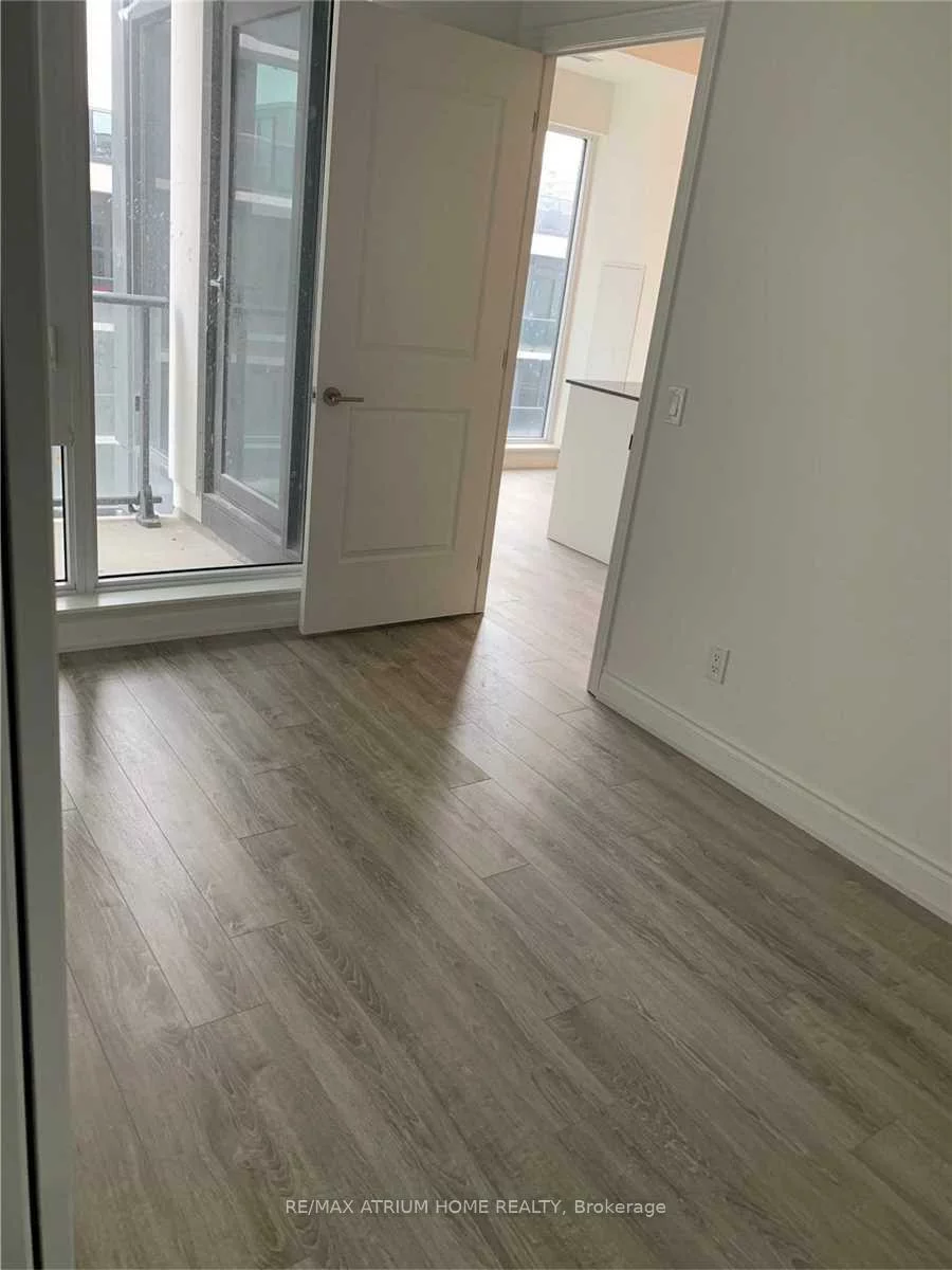 9618, Yonge, North Richvale, Richmond Hill