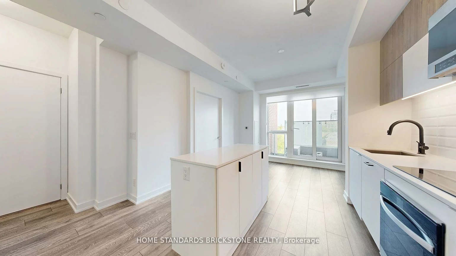 8888, Yonge, South Richvale, Richmond Hill