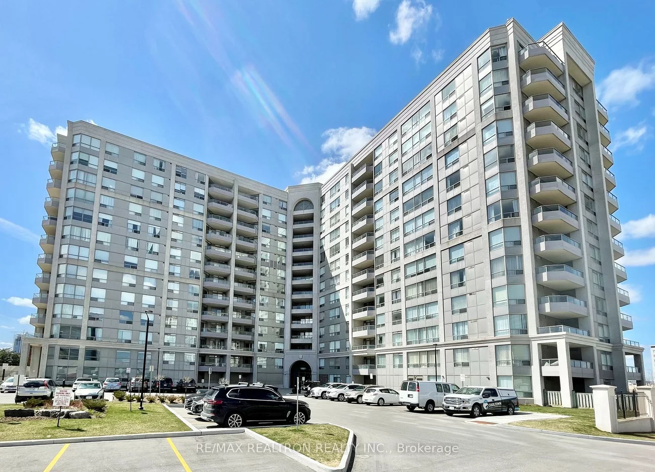 9015, Leslie, Beaver Creek Business Park, Richmond Hill