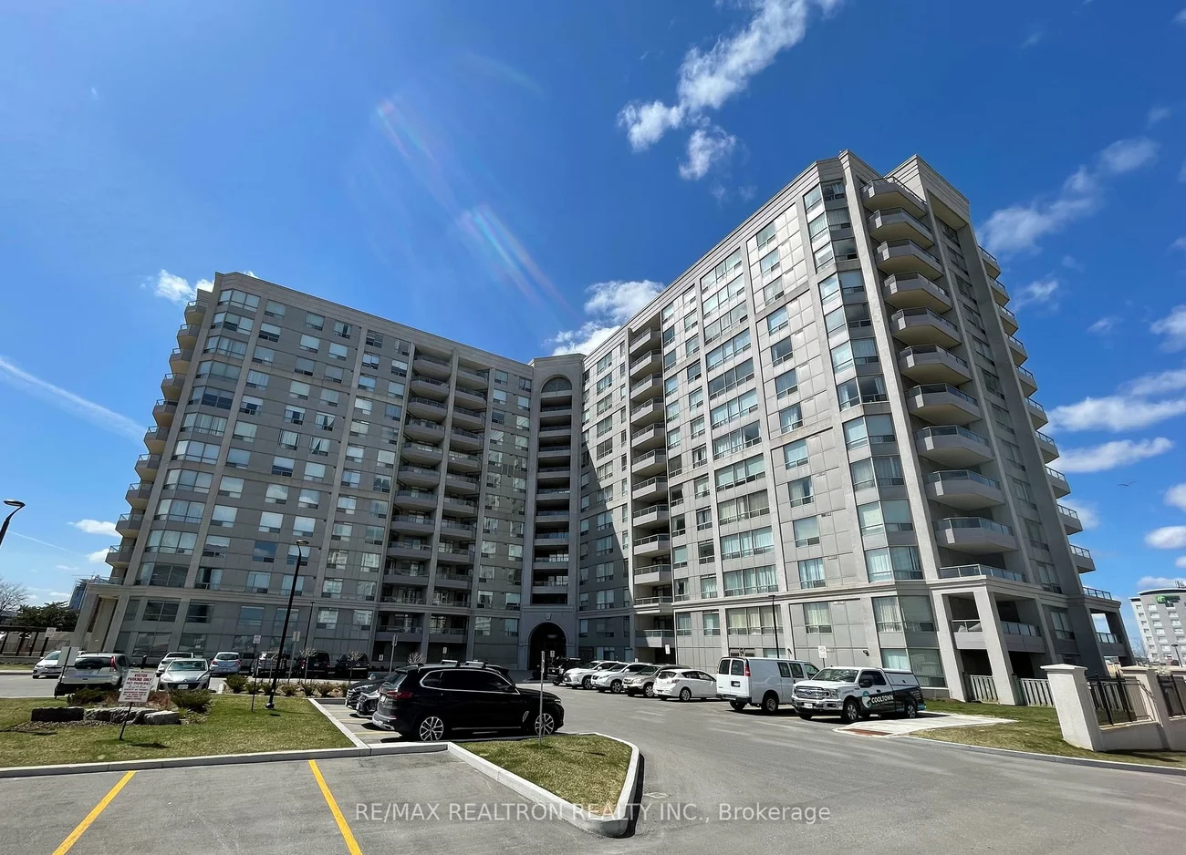 9015, Leslie, Beaver Creek Business Park, Richmond Hill