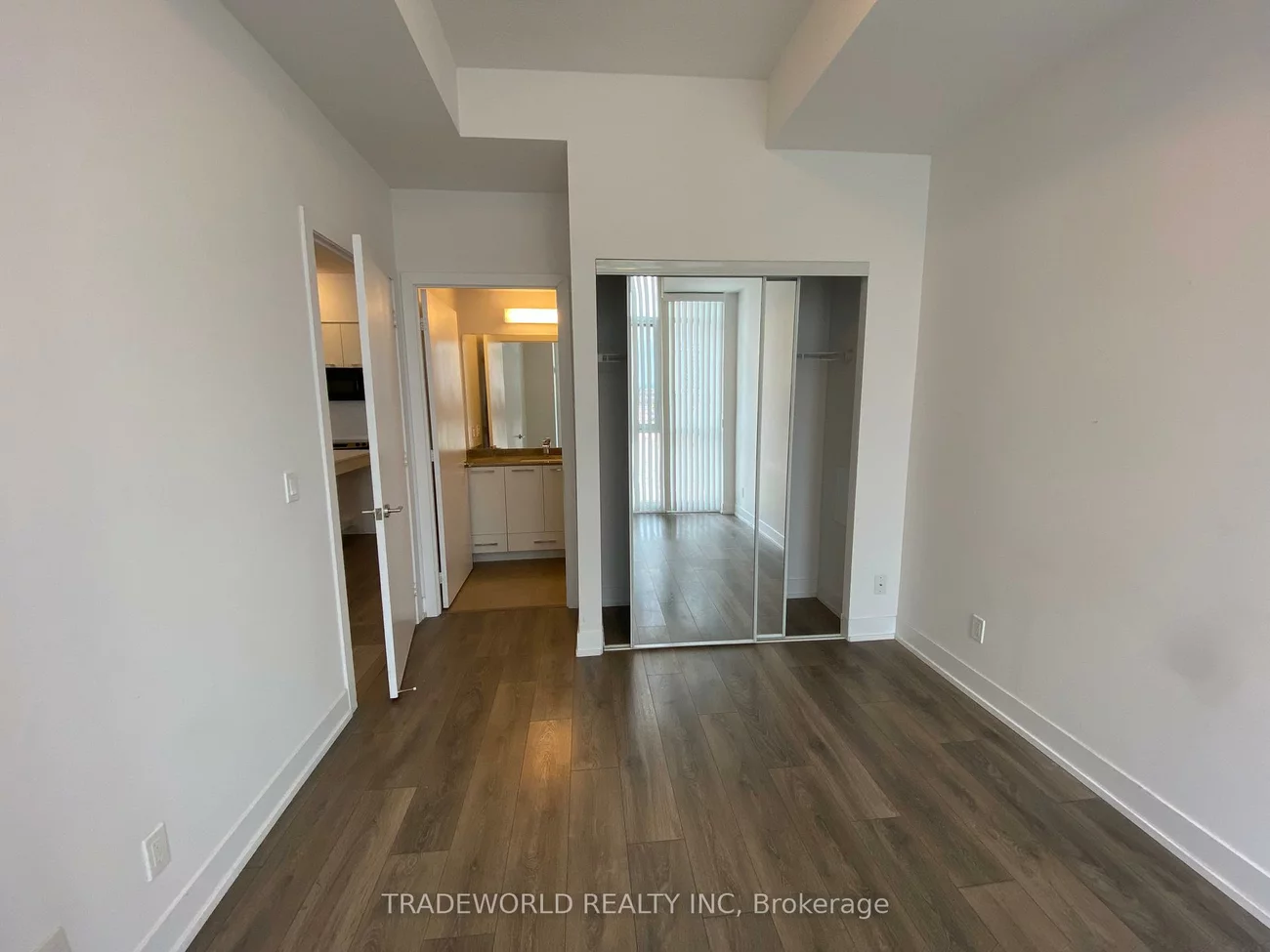 9471, Yonge, Observatory, Richmond Hill