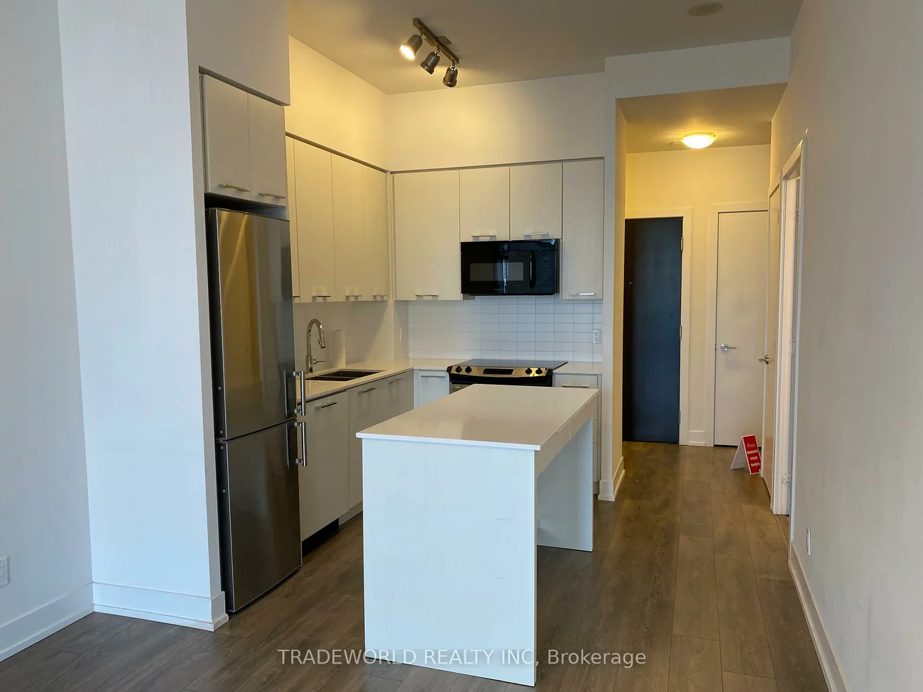 9471, Yonge, Observatory, Richmond Hill