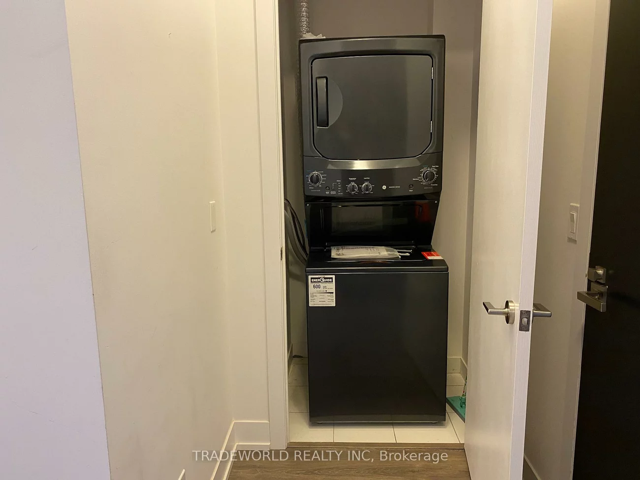 9471, Yonge, Observatory, Richmond Hill