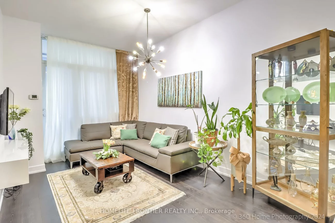 9471, Yonge, Observatory, Richmond Hill