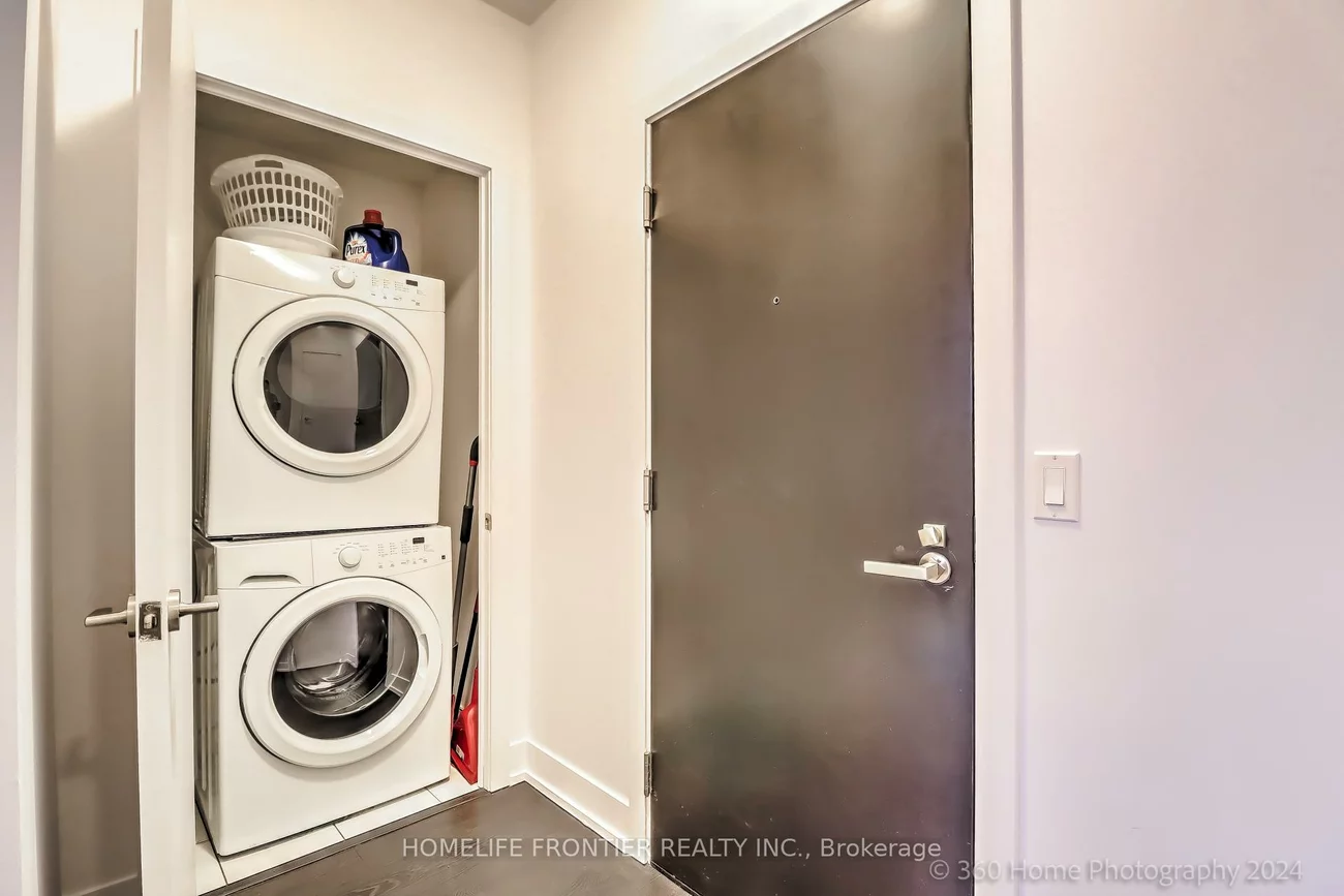 9471, Yonge, Observatory, Richmond Hill