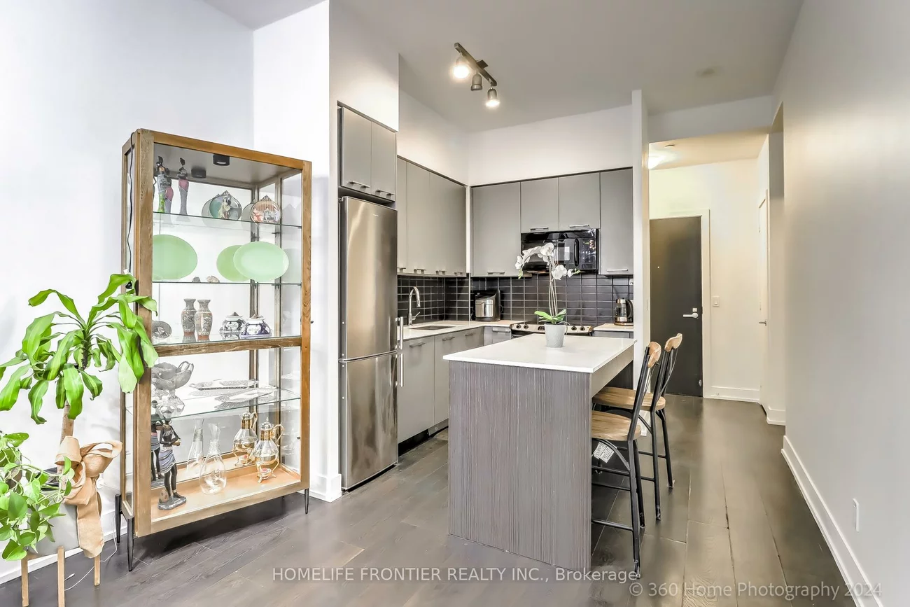 9471, Yonge, Observatory, Richmond Hill