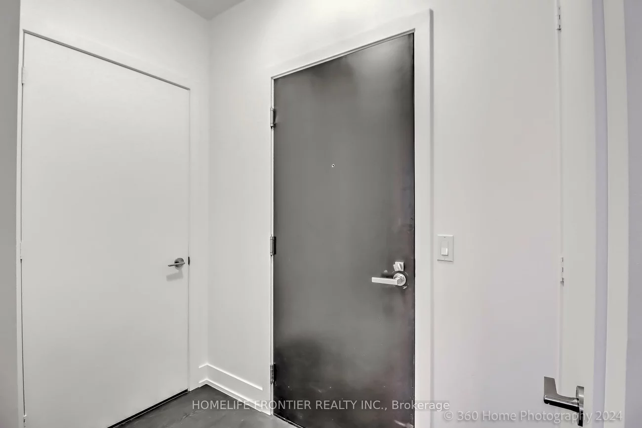 9471, Yonge, Observatory, Richmond Hill