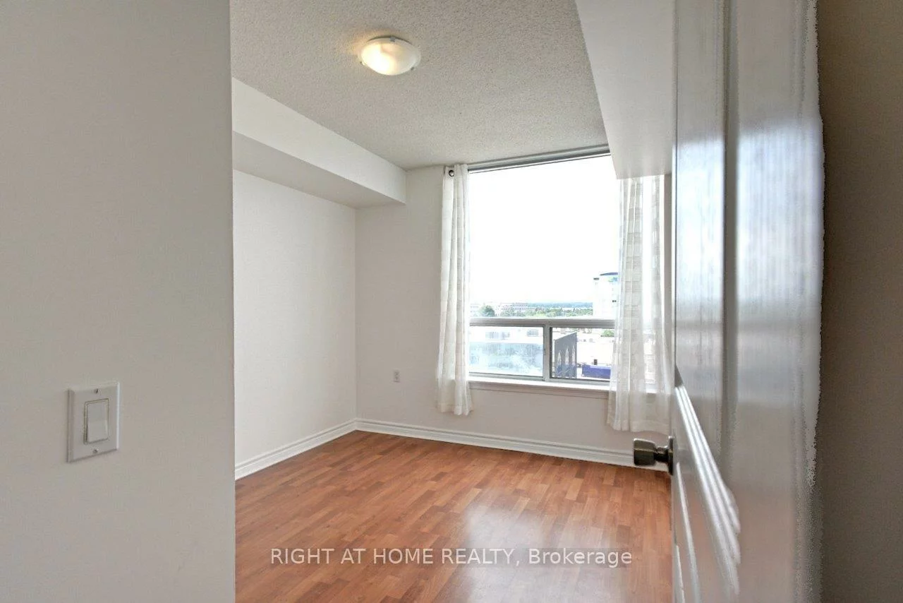 9015, Leslie, Beaver Creek Business Park, Richmond Hill