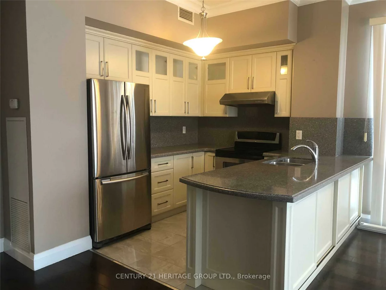 11121, Yonge, Devonsleigh, Richmond Hill