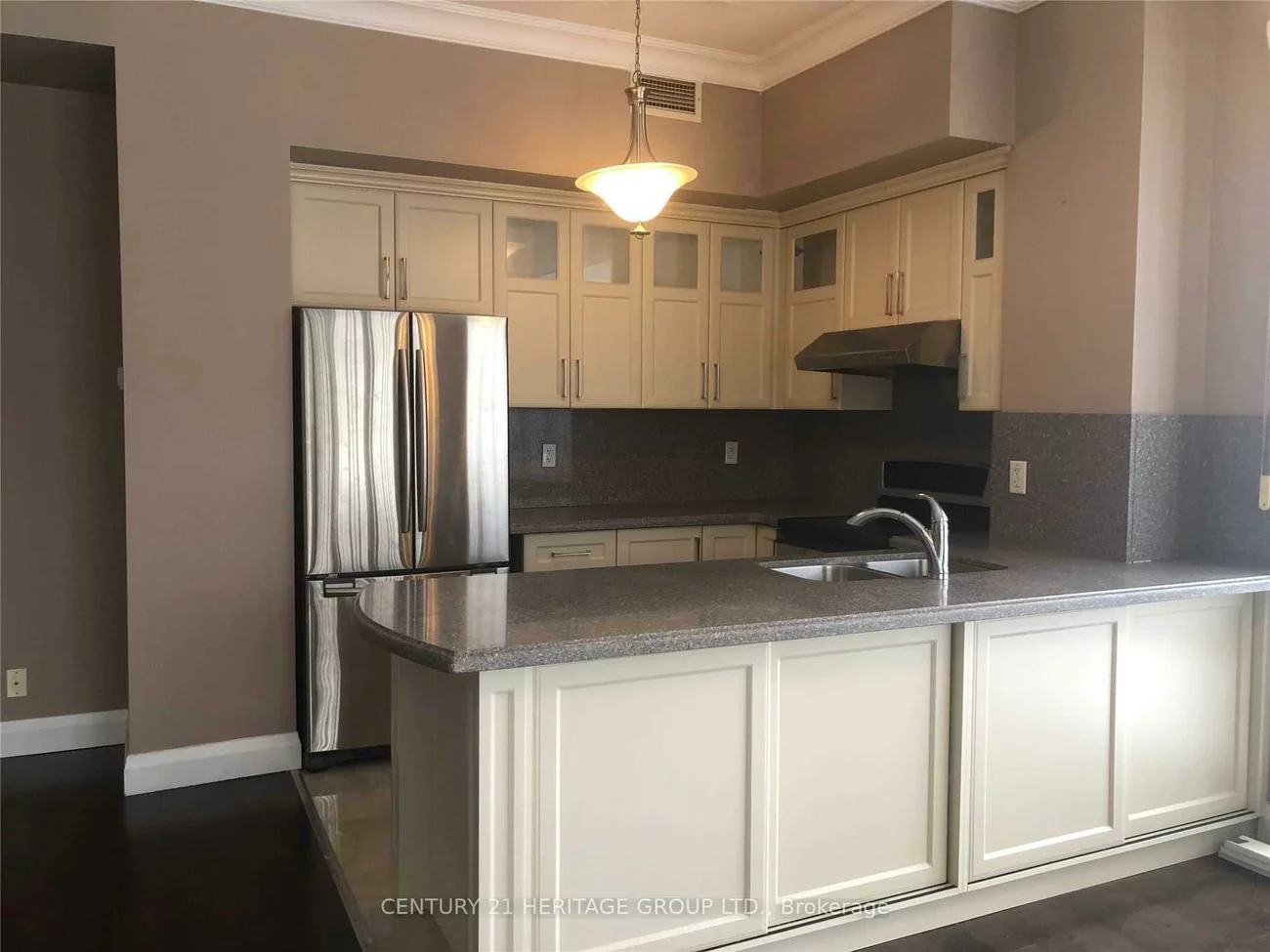 11121, Yonge, Devonsleigh, Richmond Hill