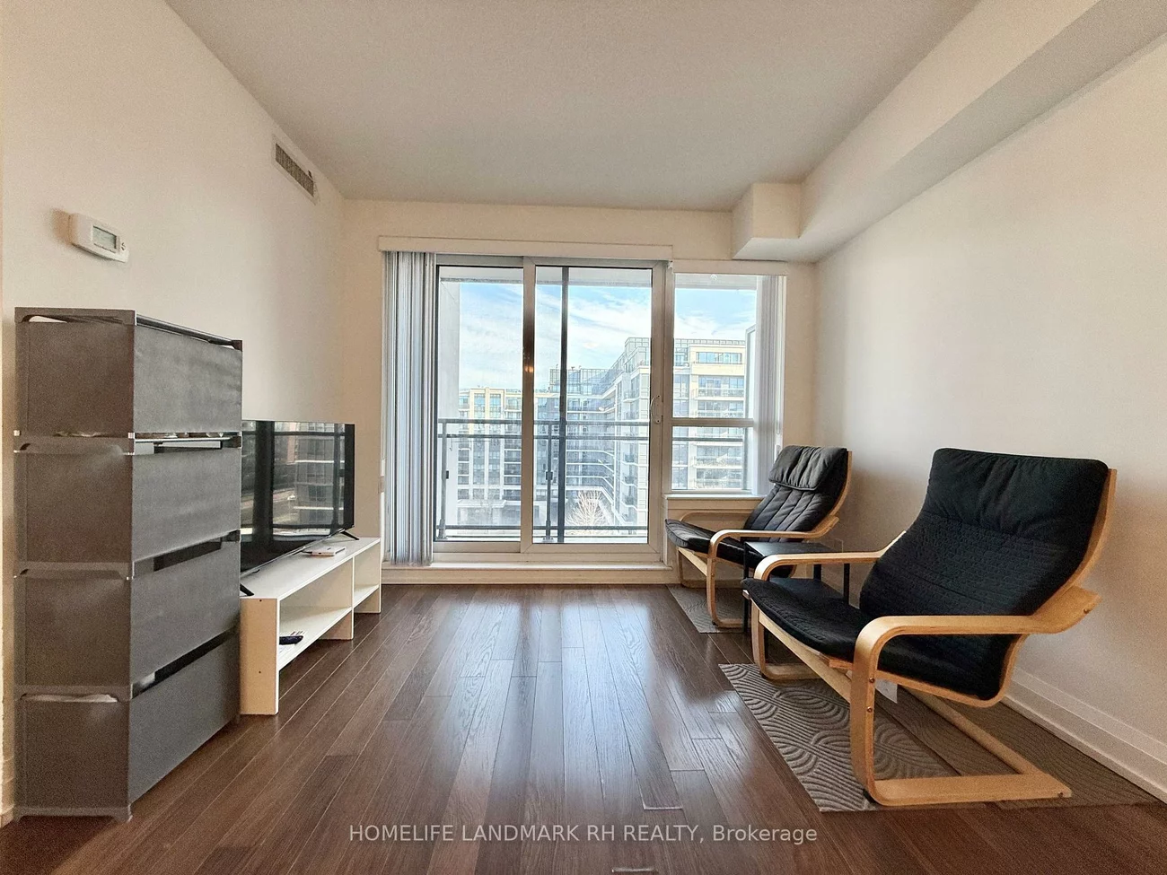 370, Highway 7, Doncrest, Richmond Hill