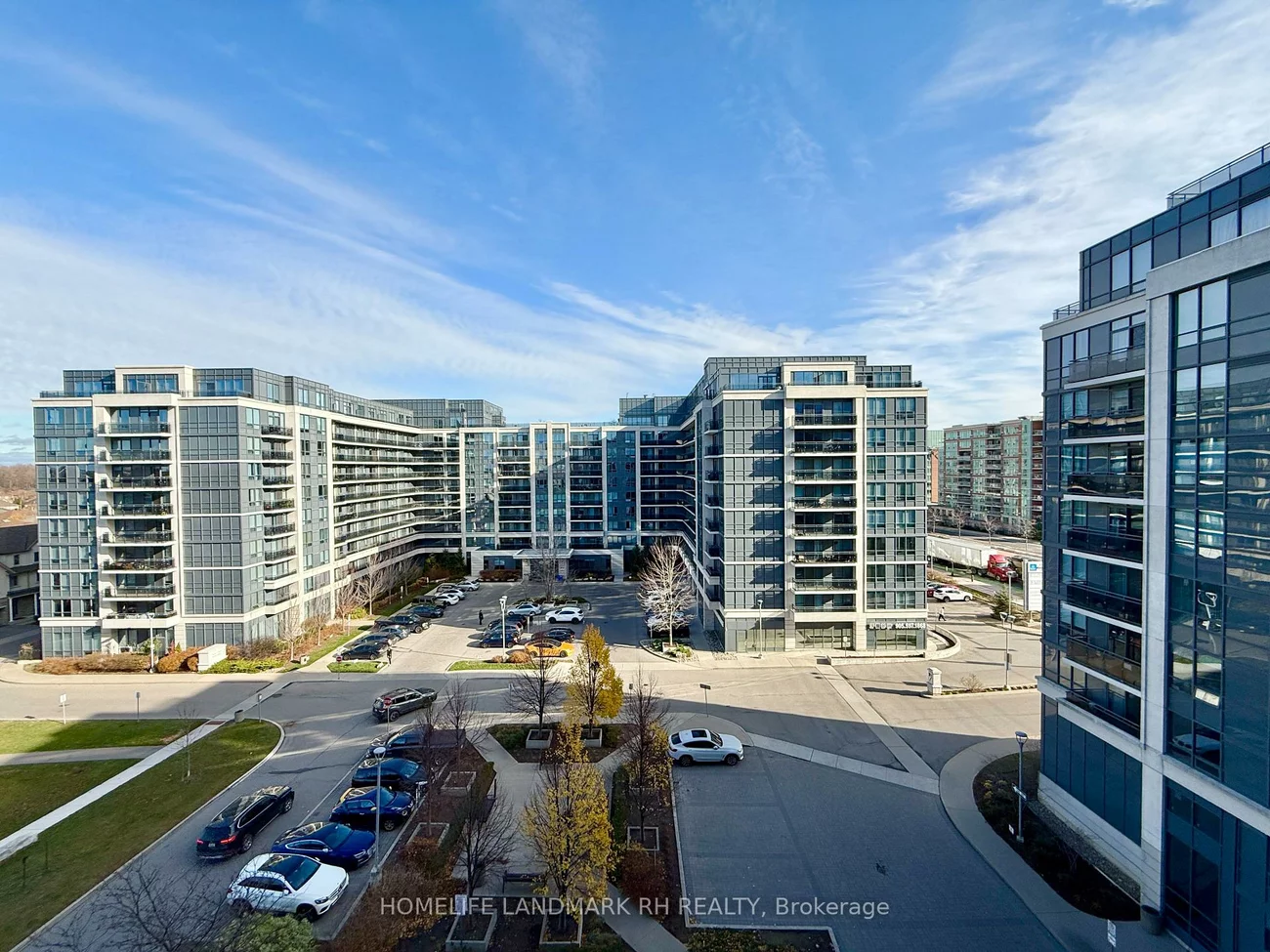 370, Highway 7, Doncrest, Richmond Hill