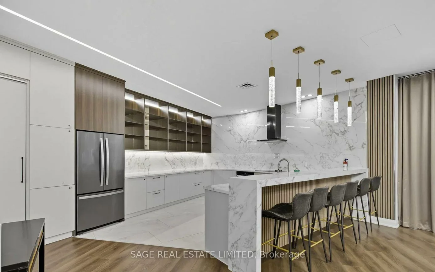 30, Harding, North Richvale, Richmond Hill