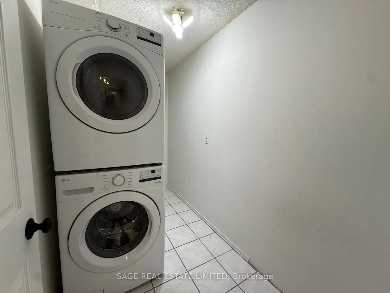 30, Harding, North Richvale, Richmond Hill