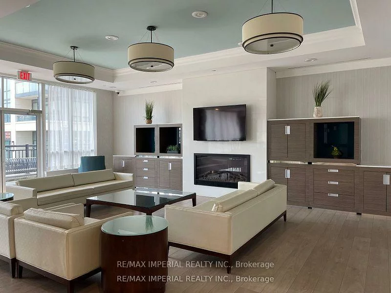 372, Highway 7, Doncrest, Richmond Hill