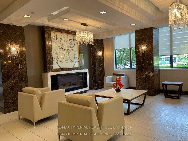 372, Highway 7, Doncrest, Richmond Hill