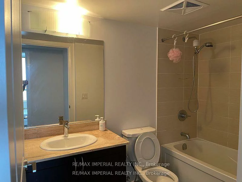 372, Highway 7, Doncrest, Richmond Hill