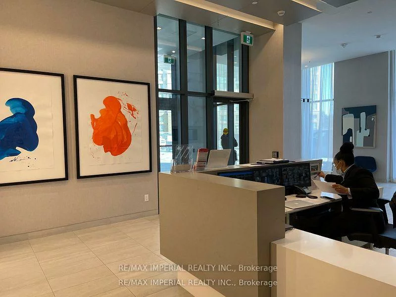 372, Highway 7, Doncrest, Richmond Hill