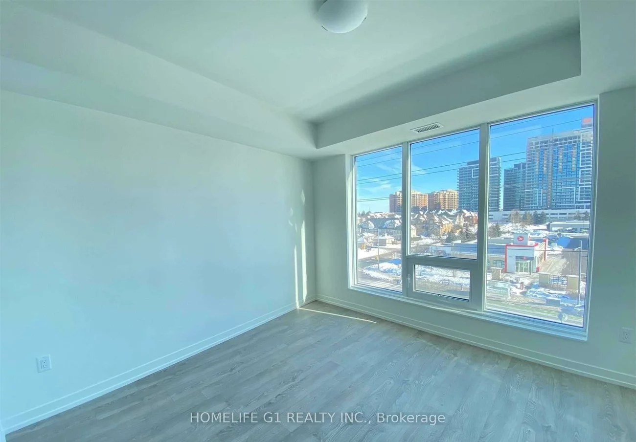 8868, Yonge, South Richvale, Richmond Hill