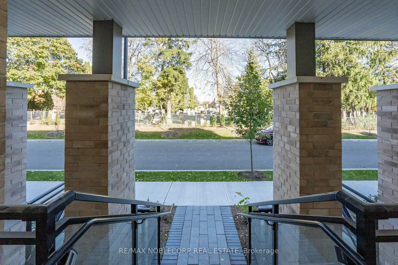 58, Elizabeth, Mill Pond, Richmond Hill