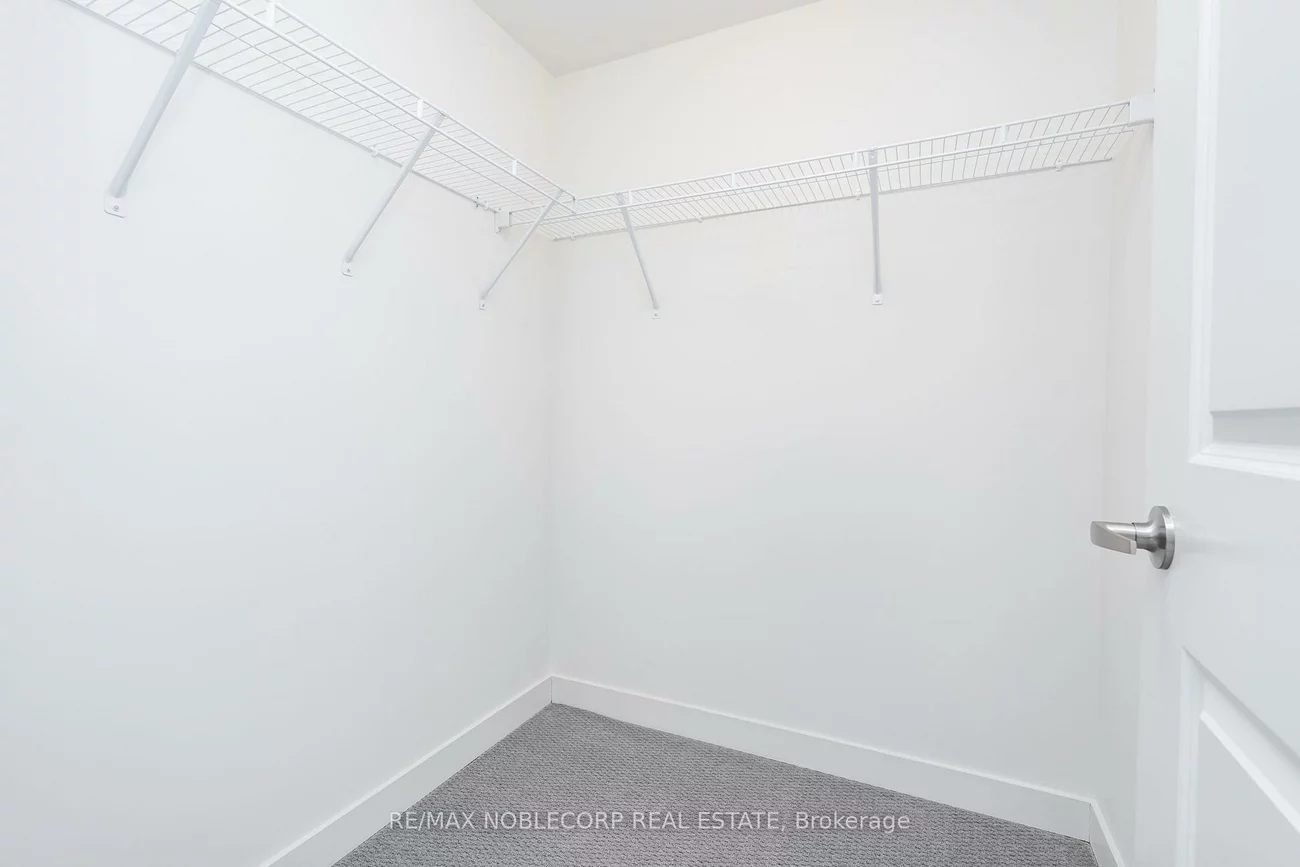 58, Elizabeth, Mill Pond, Richmond Hill