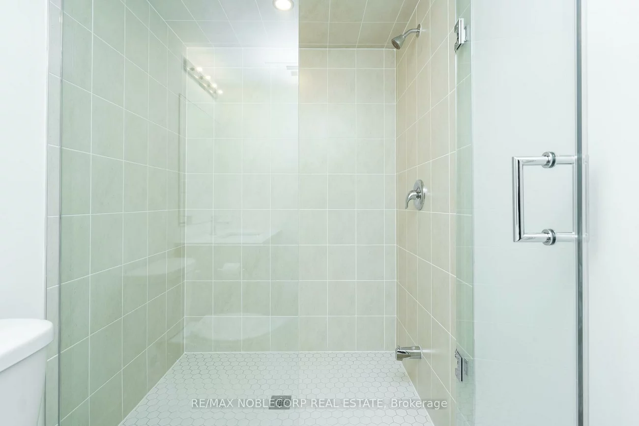 58, Elizabeth, Mill Pond, Richmond Hill