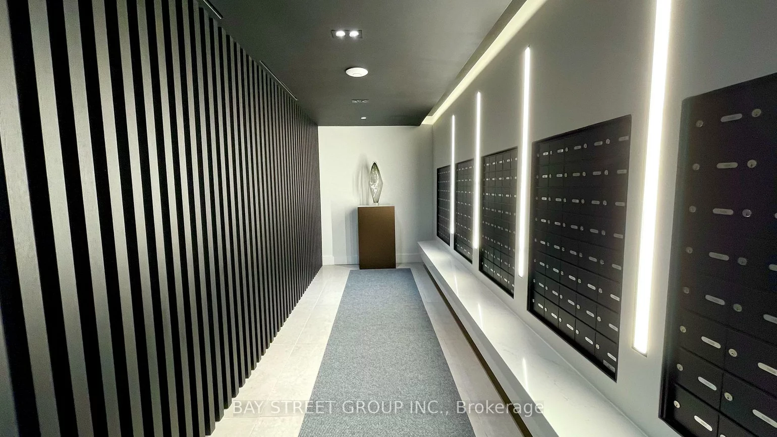 8868, Yonge, South Richvale, Richmond Hill