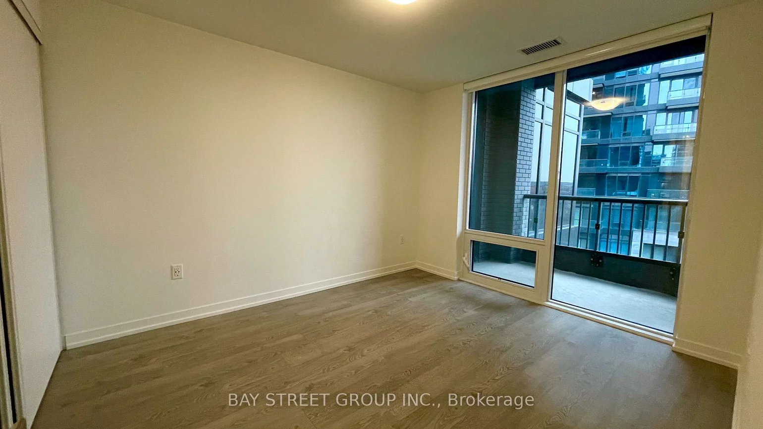 8868, Yonge, South Richvale, Richmond Hill