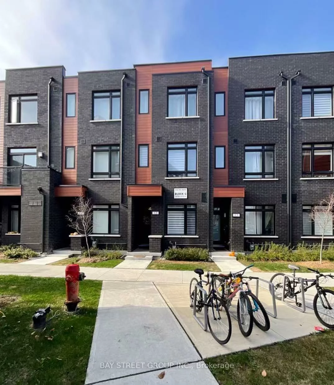 370 G, Red Maple, Langstaff, Richmond Hill