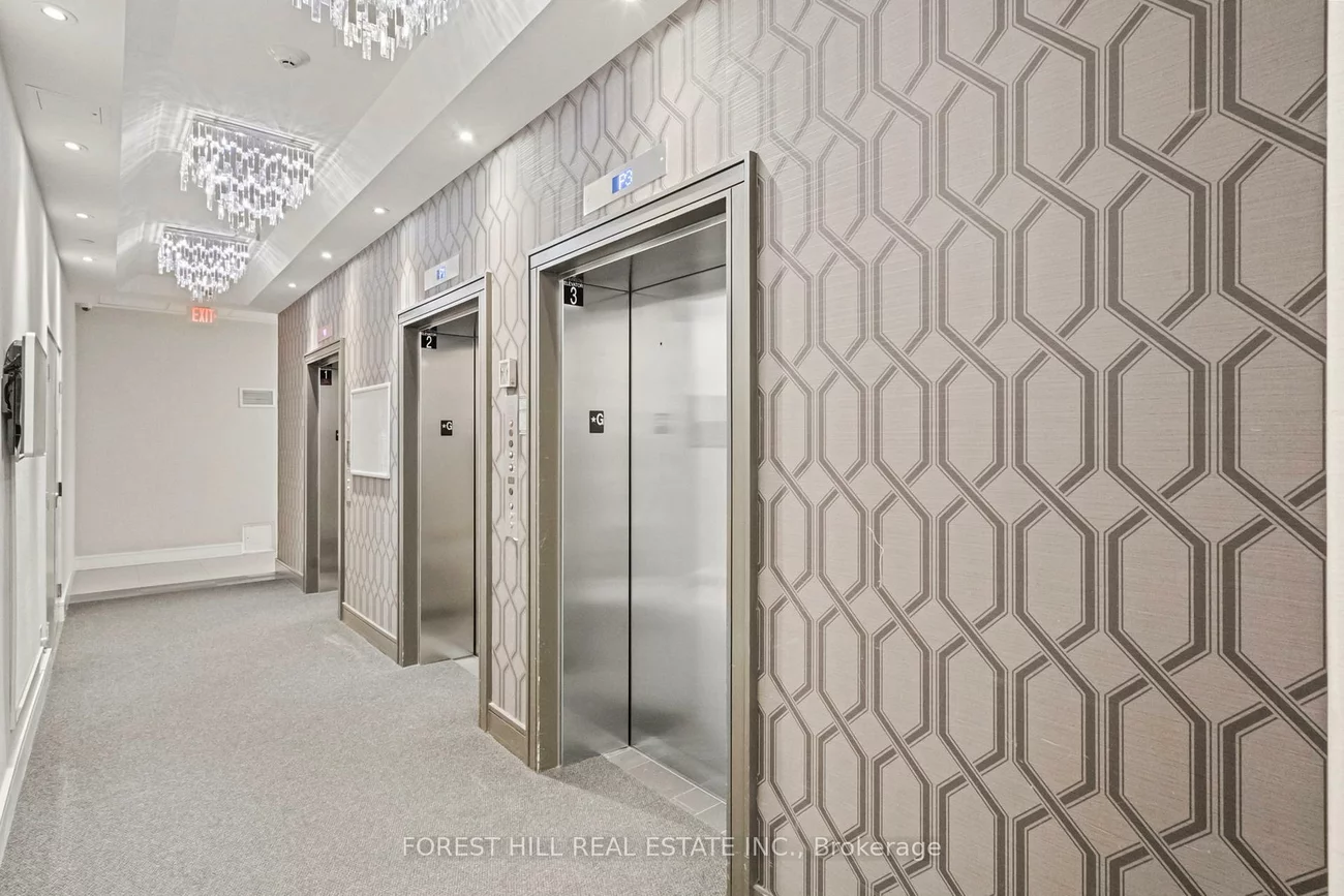 9201, Yonge, Langstaff, Richmond Hill