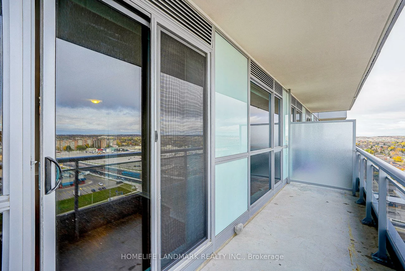 9205, Yonge, Langstaff, Richmond Hill