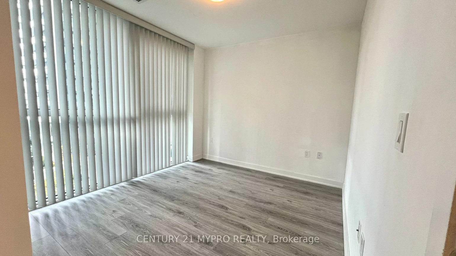 75, Oneida, Langstaff, Richmond Hill