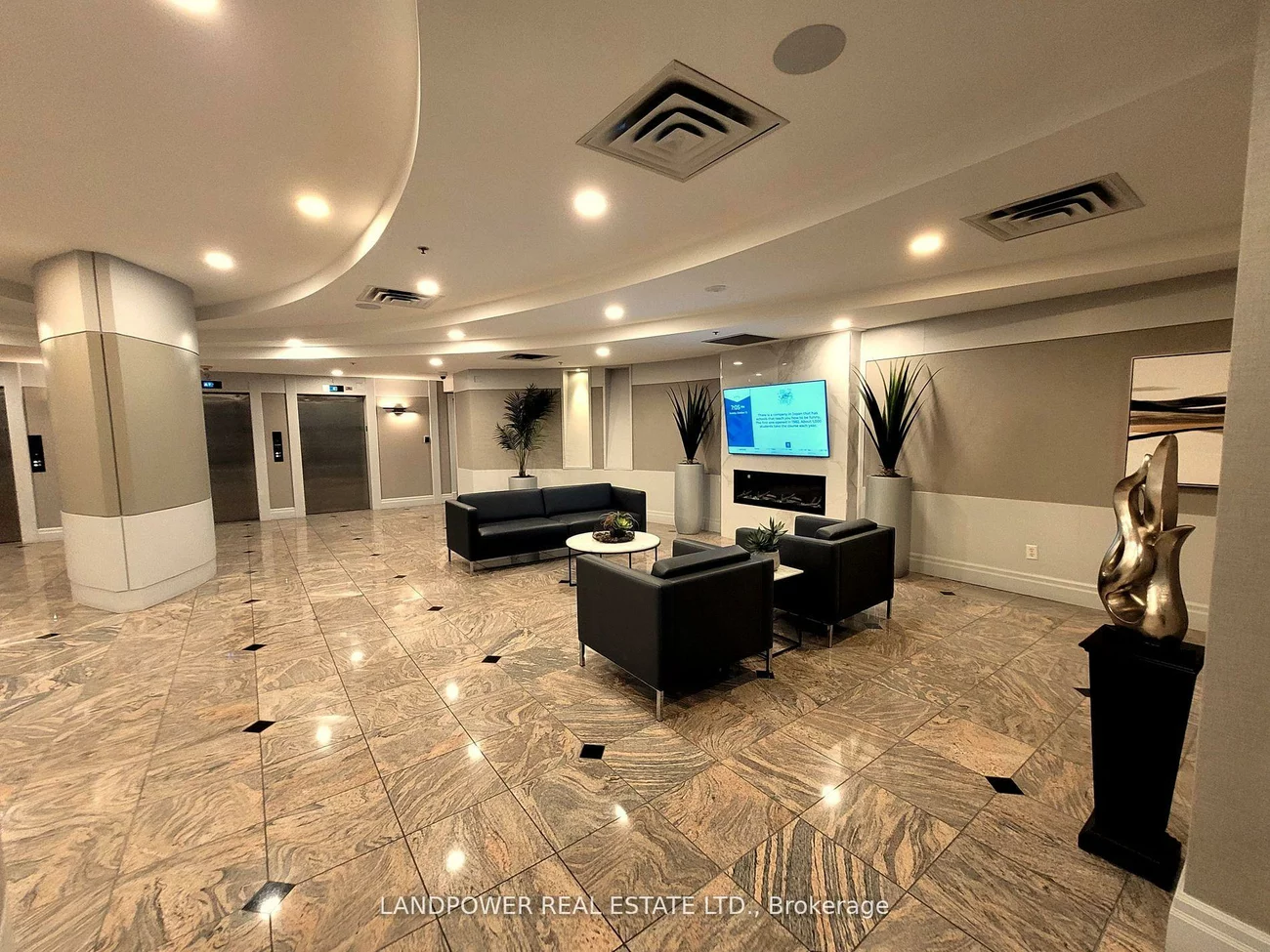 39, Oneida, Langstaff, Richmond Hill