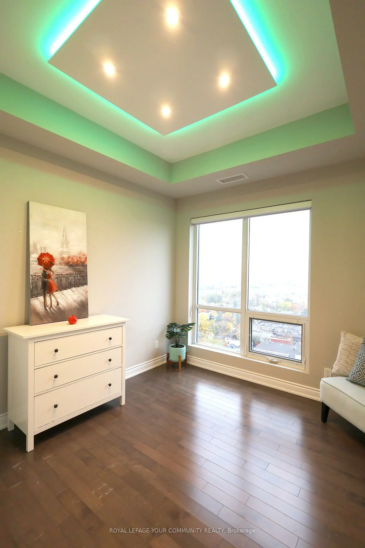 9090, Yonge, South Richvale, Richmond Hill