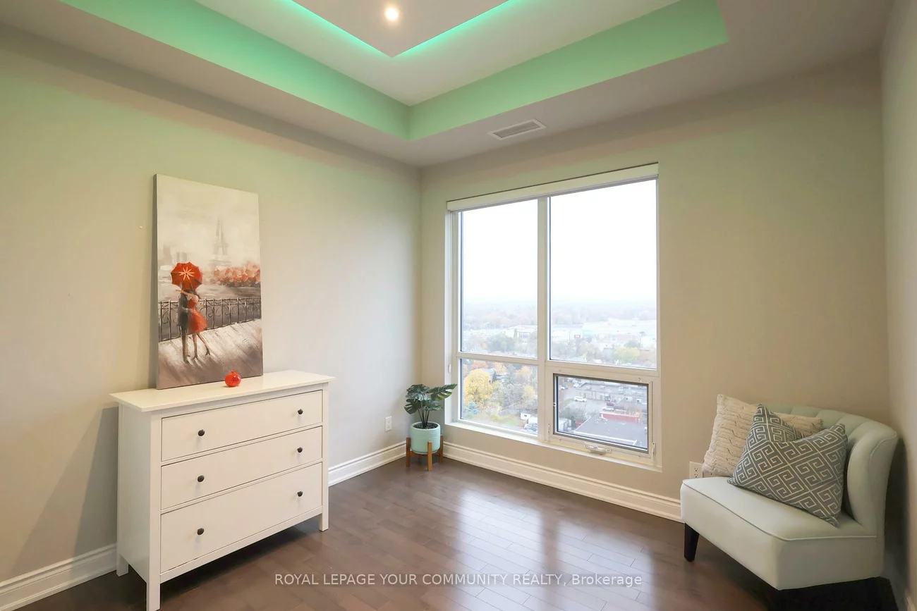 9090, Yonge, South Richvale, Richmond Hill