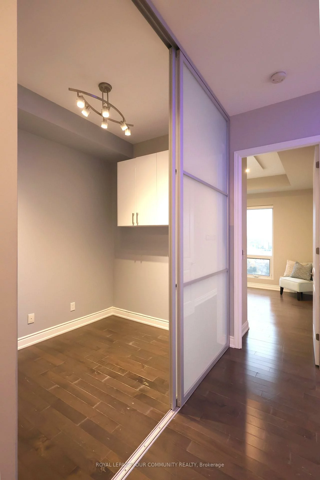 9090, Yonge, South Richvale, Richmond Hill