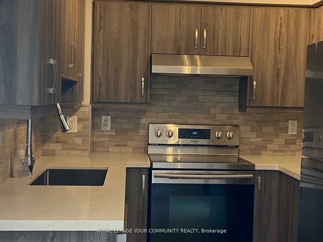 23, Oneida, Langstaff, Richmond Hill