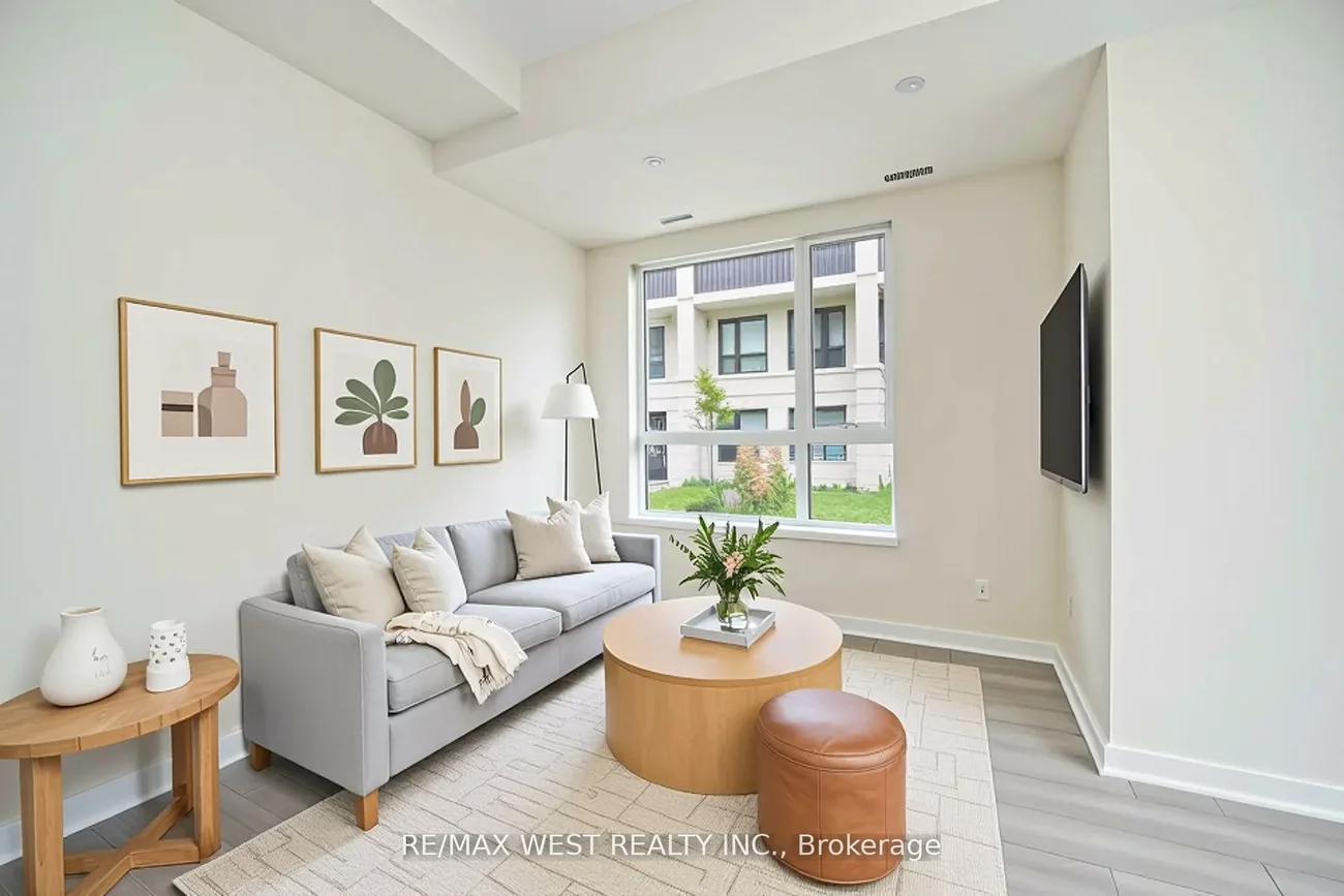 65, Saigon, Rural Richmond Hill, Richmond Hill