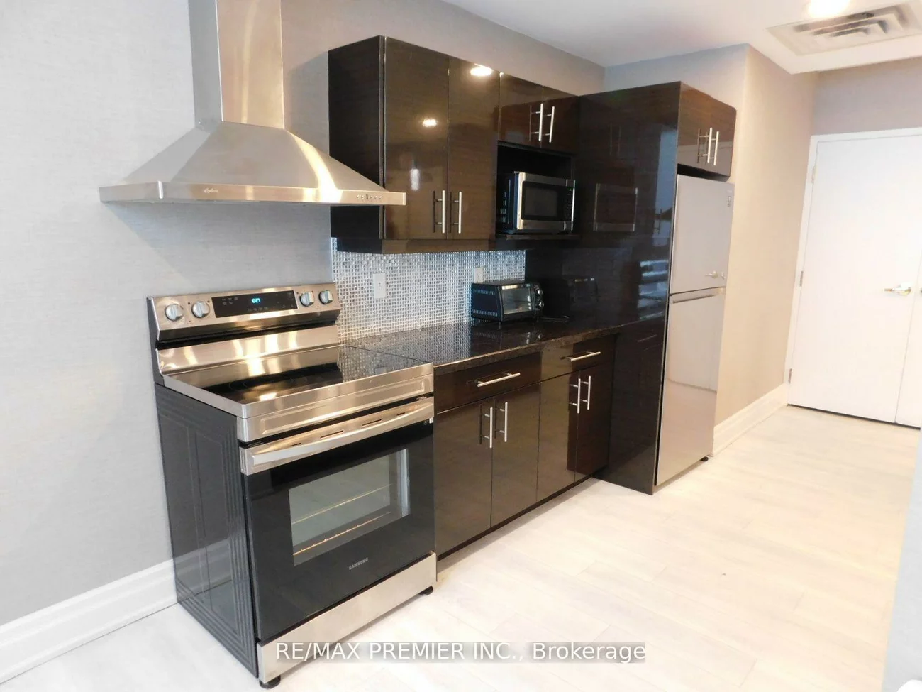 39, Oneida, Langstaff, Richmond Hill