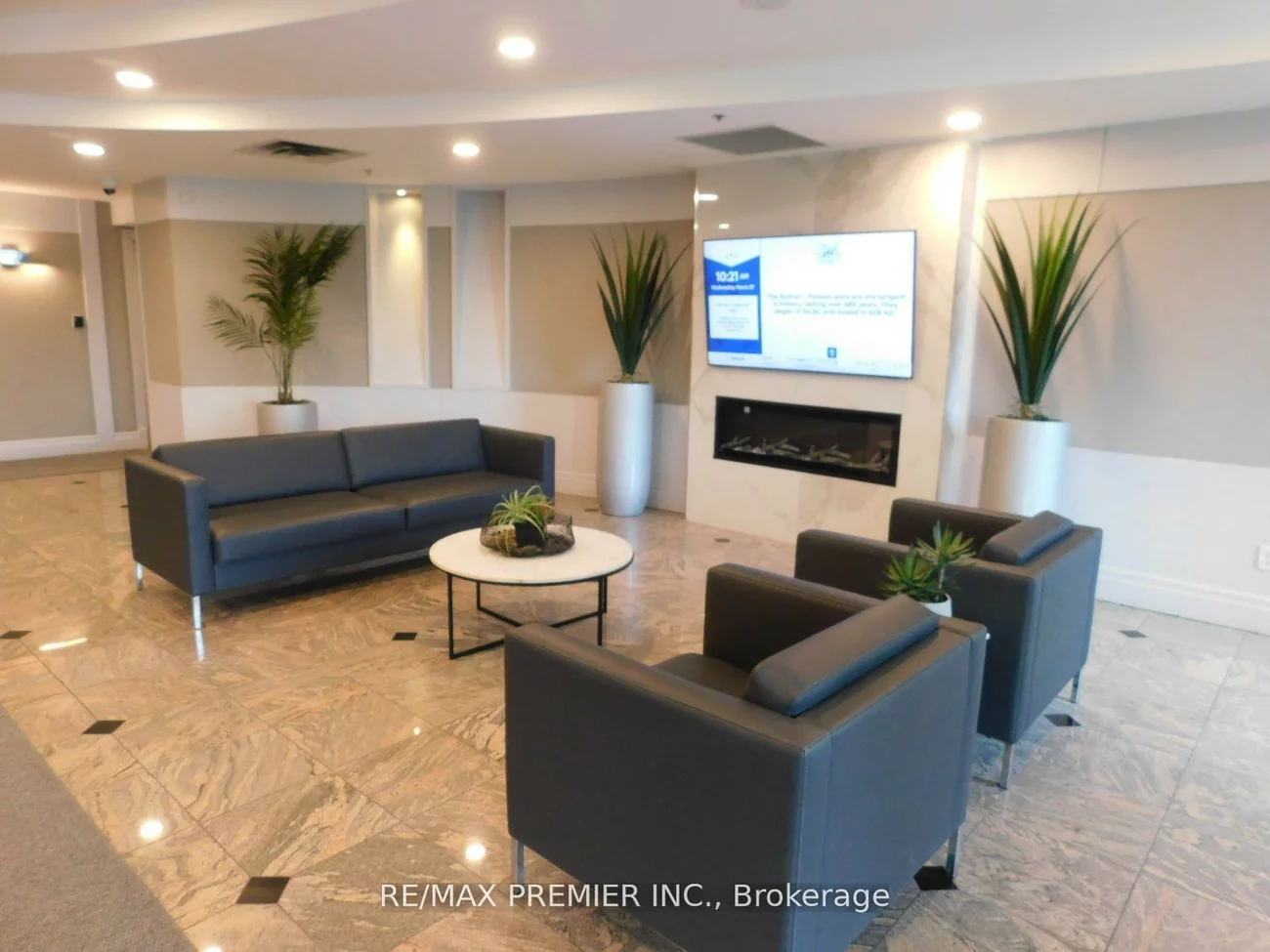 39, Oneida, Langstaff, Richmond Hill