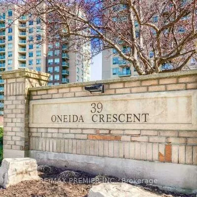 39, Oneida, Langstaff, Richmond Hill