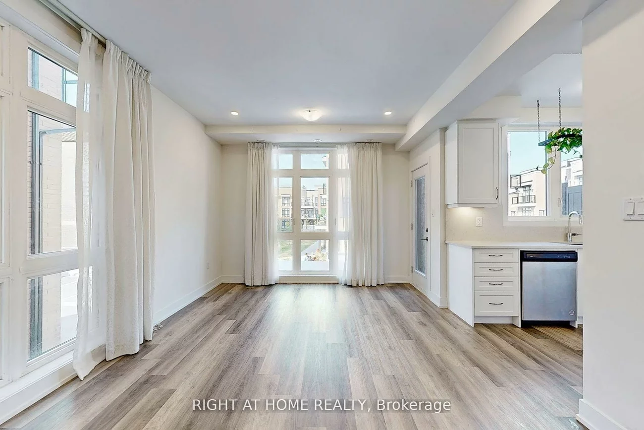 9, Phelps, Oak Ridges, Richmond Hill